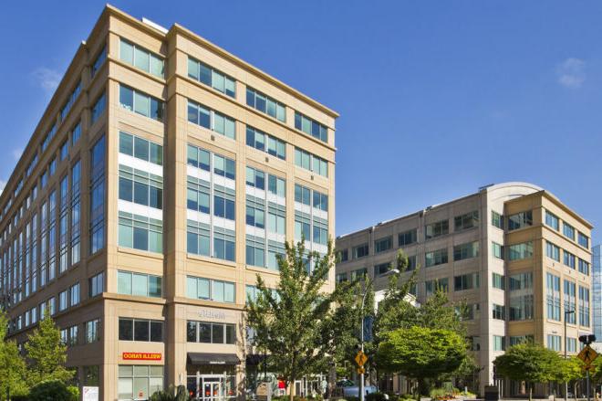banca Civica办公室共用，位于华盛顿州贝尔维尤的现代甲级办公室